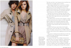 Little Book of Burberry: The Story of the Iconic Fashion House - Фото 3