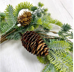 Венок еловый с шиш­ка­ми - Фото 1