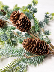 Изделие декоративное «Ветка еловая с шишками» - Фото 2