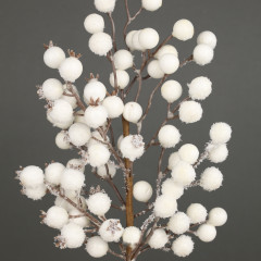 Изделие декоративное «Ветка из белых ягод заснеженная» - Фото 1