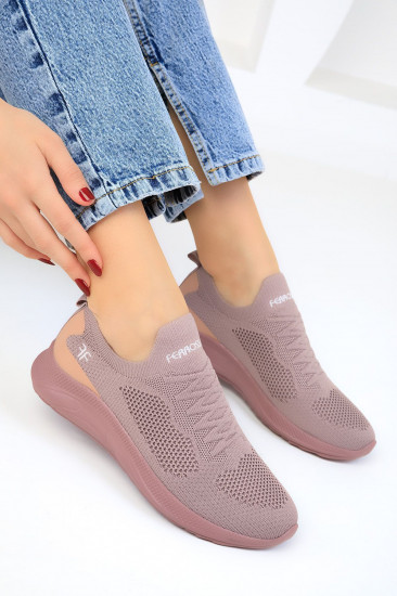 Кроссовки женские