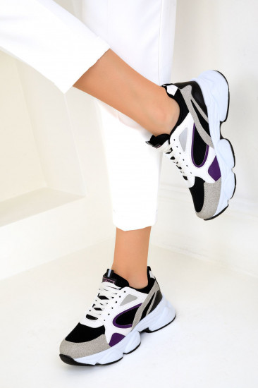 Кроссовки женские