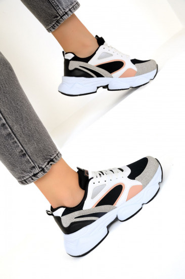 Кроссовки женские