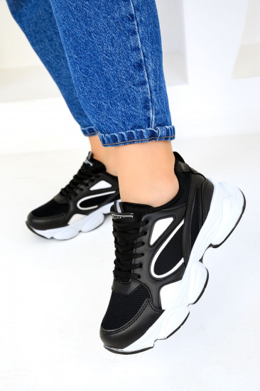 Кроссовки женские