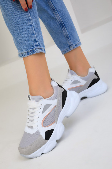 Кроссовки женские