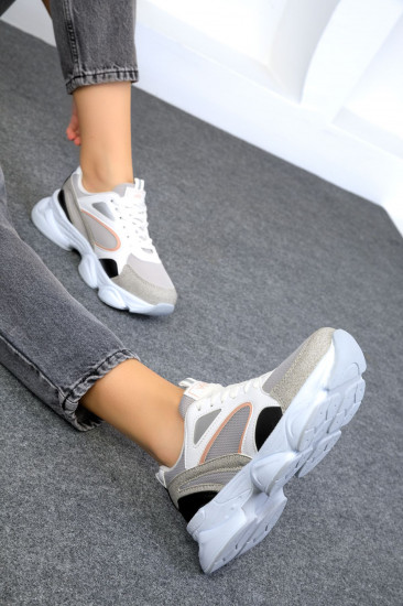 Кроссовки женские