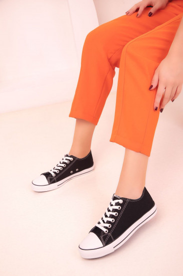 Кроссовки женские