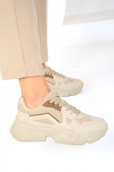 Кроссовки женские