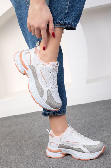 Кроссовки женские