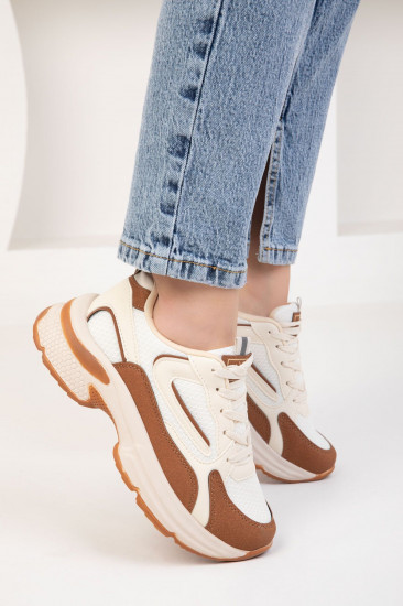 Кроссовки женские