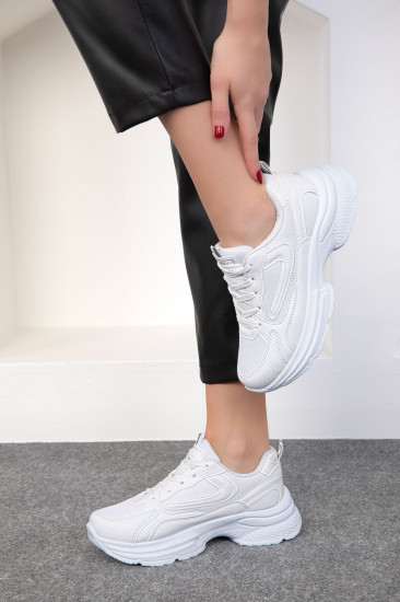 Кроссовки женские