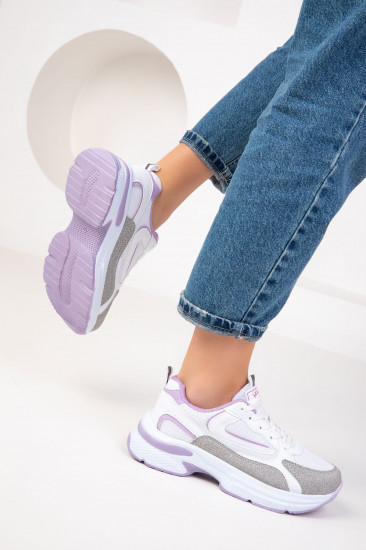 Кроссовки женские