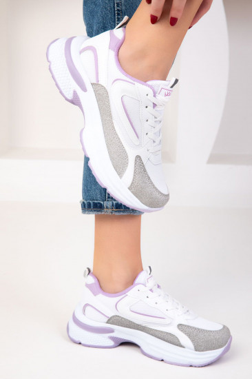 Кроссовки женские