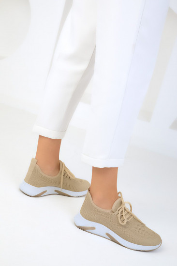 Кроссовки женские