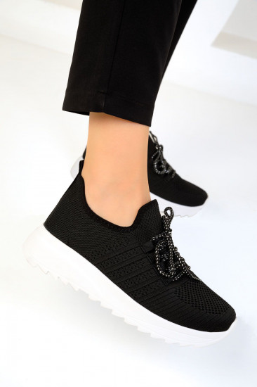 Кроссовки женские