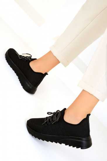 Кроссовки женские