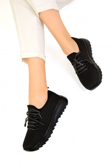 Кроссовки женские