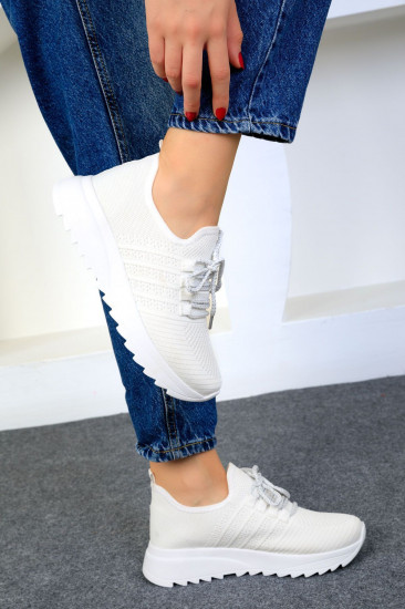 Кроссовки женские