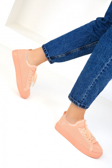 Кроссовки женские