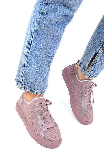 Кроссовки женские