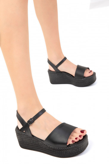 Босоножки женские