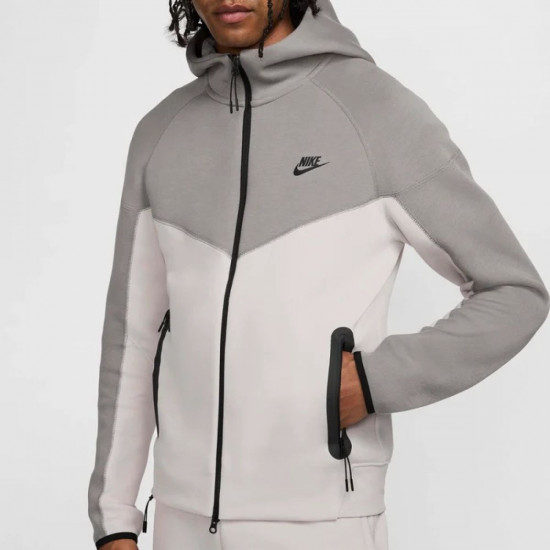 Толстовка мужская Sportswear Tech Fleece Windrunner