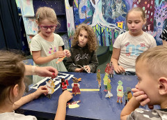 Двенадцать месяцев - Фото 8