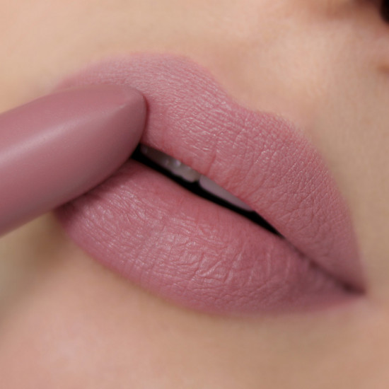 Помада для губ «Matt lipstick», тон 02 Sexy Stranger