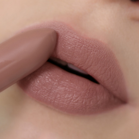 Помада для губ «Matt lipstick», тон 03 Couture Style