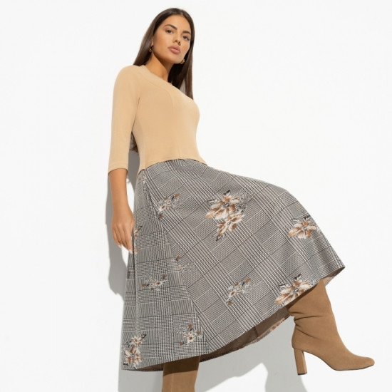 Платье женское приталенного силуэта Выбор эксперта