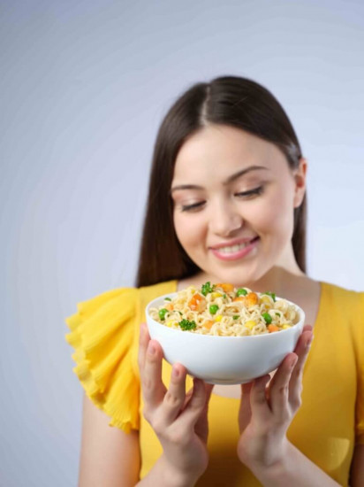Лапша быстрого приготовления со вкусом курицы