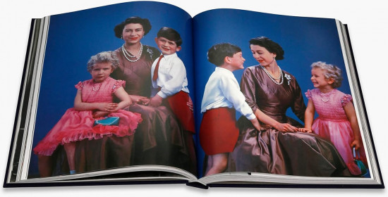 Queen Elizabeth II. A Photographic Portrait