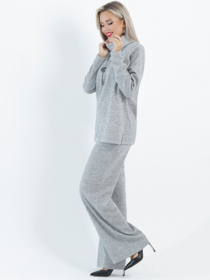 Костюм женский