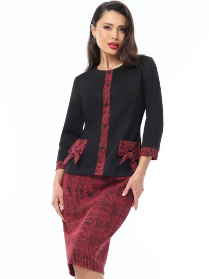 Костюм женский