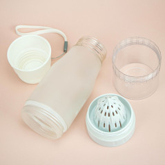 Бутылка с соковыжималкой - Фото 1