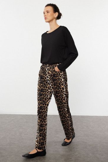 Футболка женская