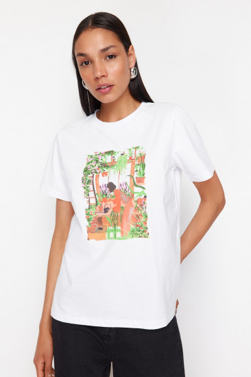 Футболка женская