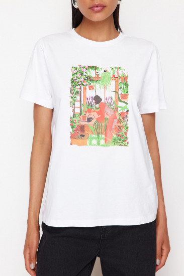 Футболка женская