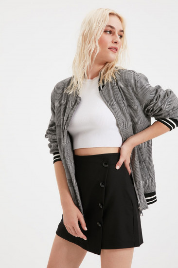 Шорты женские