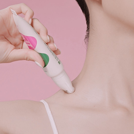 Лифтинг-крем для шеи с коллагеном и ретинолом «Retino-Collagen Guasha Neck Cream»