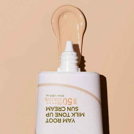 Тонирующий солнцезащитный крем с корнем ямса SPF50 PA++++ «Yam Root Milk Tone Up Sun Cream»