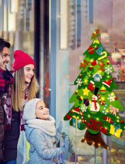 Новогодняя ёлка из фетра с игрушками и гирляндой - Фото 3