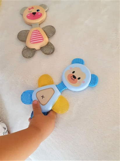Прорезыватель с водой с погремушкой «Flexy Bear»
