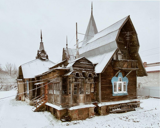 Dacha. The Soviet Country Cottage
