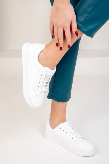 Кроссовки женские