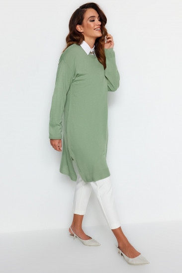 Свитер женский