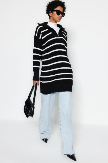 Свитер женский