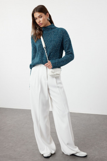 Свитер женский