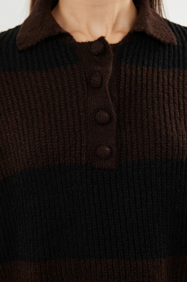 Свитер женский