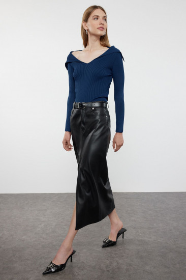 Свитер женский